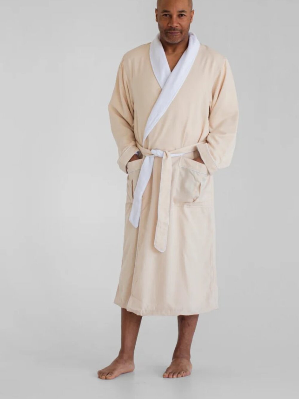 Hard Rock Casino Poggesi Ultimate Luxury Plush Spa Robe in Stone / White OSFM